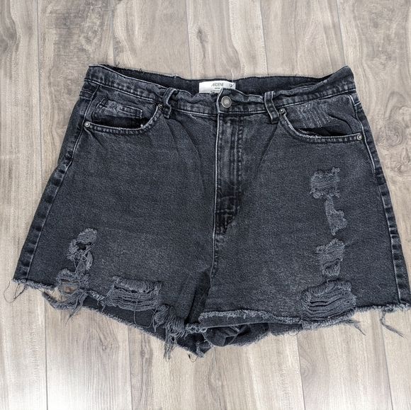 Ardene Pants - Ardene Mom Shorts Size 13 Black Jean Shorts